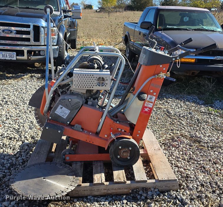 image for item DW3994 2021 Husqvarna FS520 concrete saw