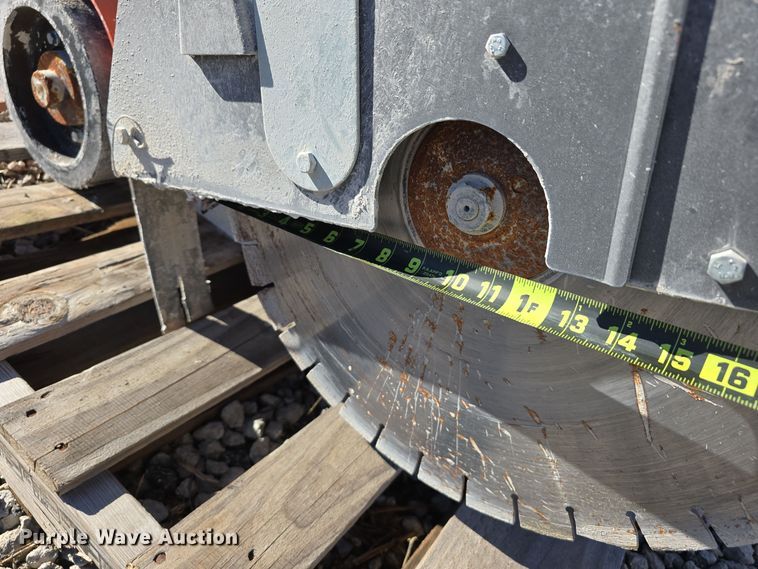 image for item DW3994 2021 Husqvarna FS520 concrete saw