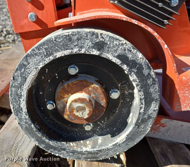 image for item DW3994 2021 Husqvarna FS520 concrete saw