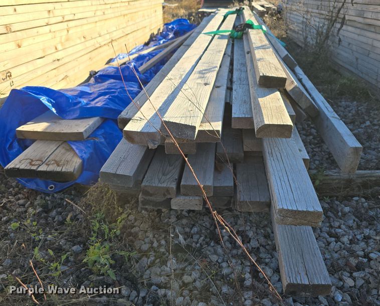 image for item DW3996 Approximately 655 pieces of lumber