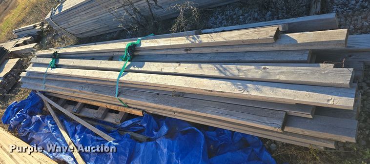 image for item DW3996 Approximately 655 pieces of lumber