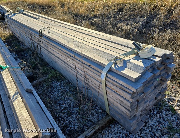 image for item DW3996 Approximately 655 pieces of lumber