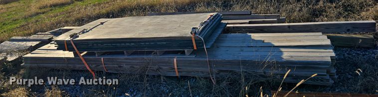 image for item DW3996 Approximately 655 pieces of lumber