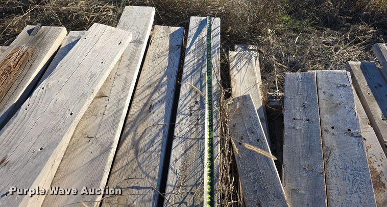 image for item DW3996 Approximately 655 pieces of lumber