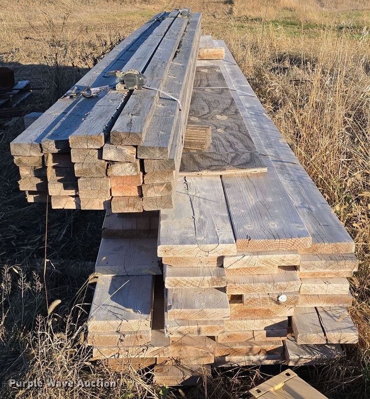 image for item DW3996 Approximately 655 pieces of lumber