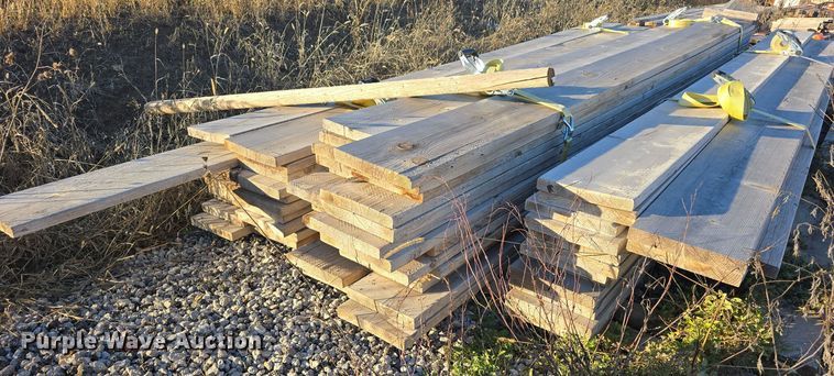 image for item DW3996 Approximately 655 pieces of lumber