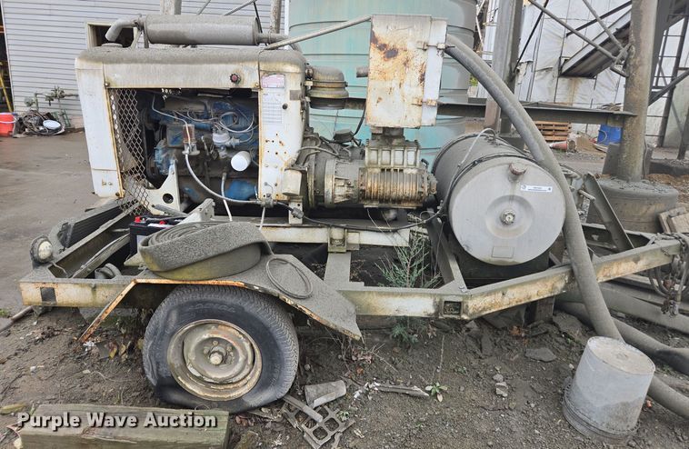 image for item DX1523 Cement blower