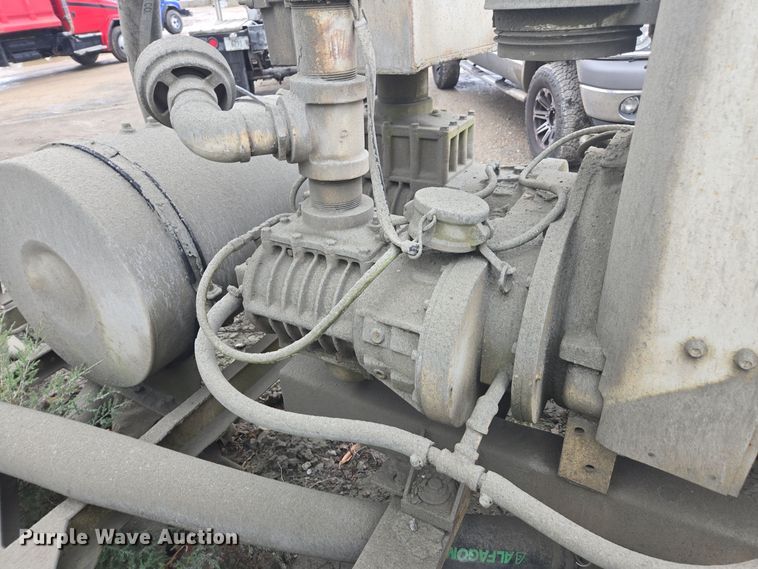 image for item DX1523 Cement blower