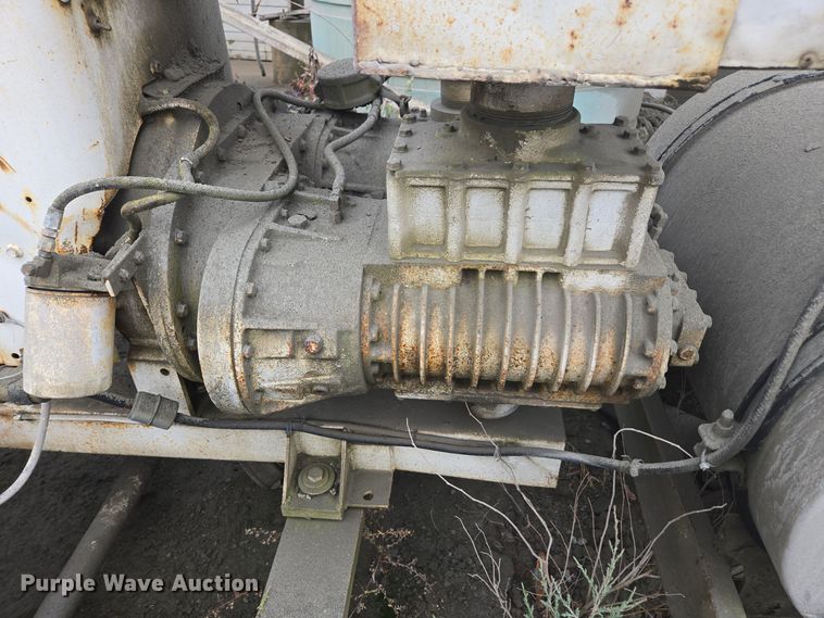 image for item DX1523 Cement blower