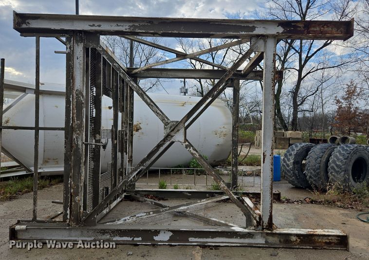 image for item DX1524 Concrete silo