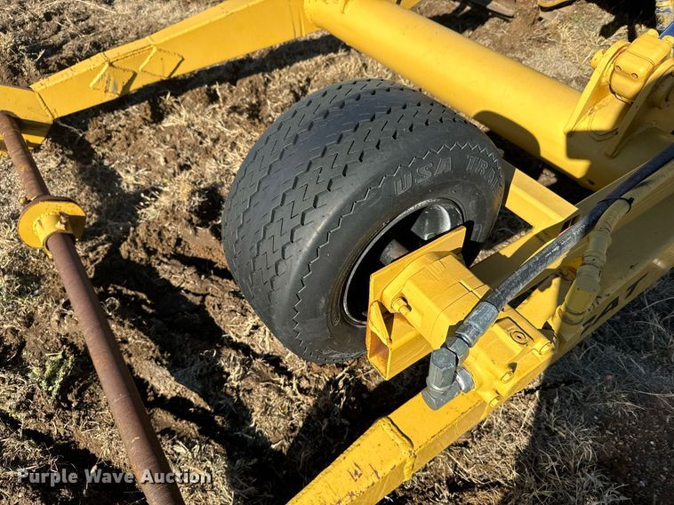 image for item DX3801 1978 Caterpillar D6D cable plow