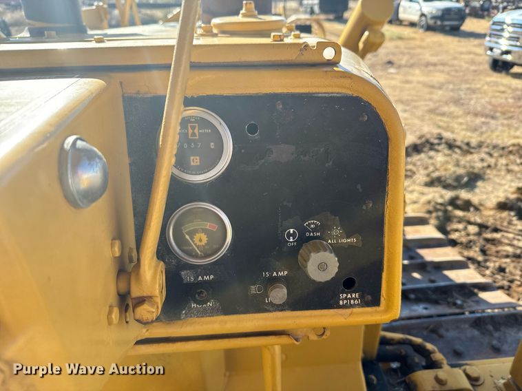 image for item DX3801 1978 Caterpillar D6D cable plow