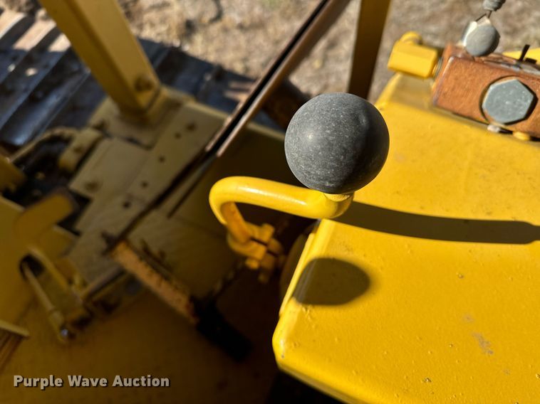 image for item DX3801 1978 Caterpillar D6D cable plow