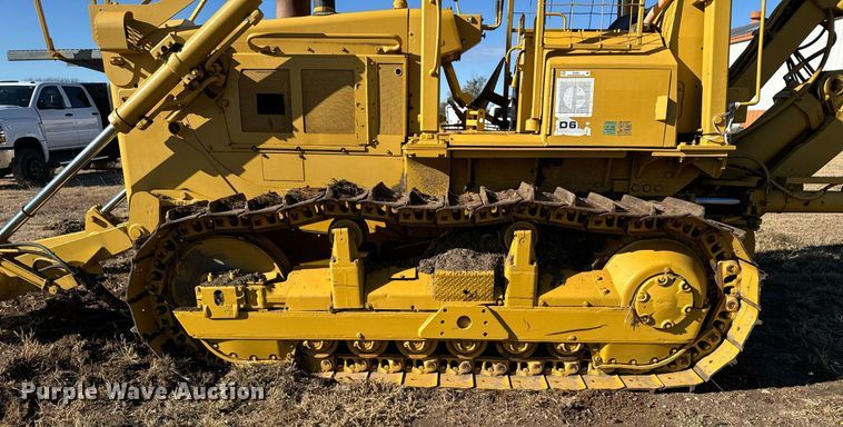image for item DX3801 1978 Caterpillar D6D cable plow