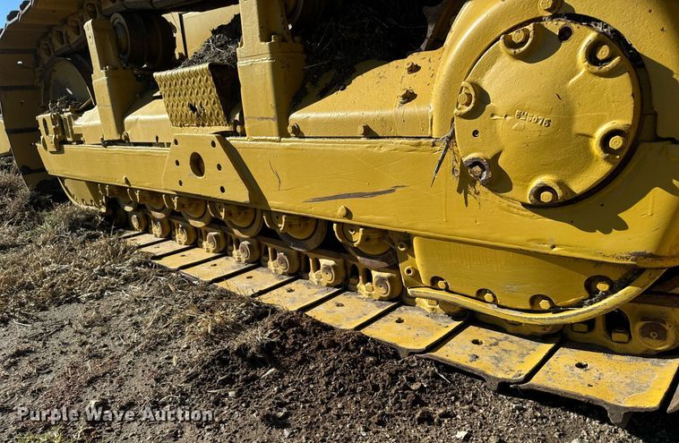 image for item DX3801 1978 Caterpillar D6D cable plow