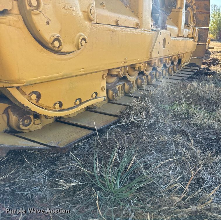 image for item DX3801 1978 Caterpillar D6D cable plow