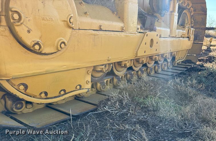 image for item DX3801 1978 Caterpillar D6D cable plow