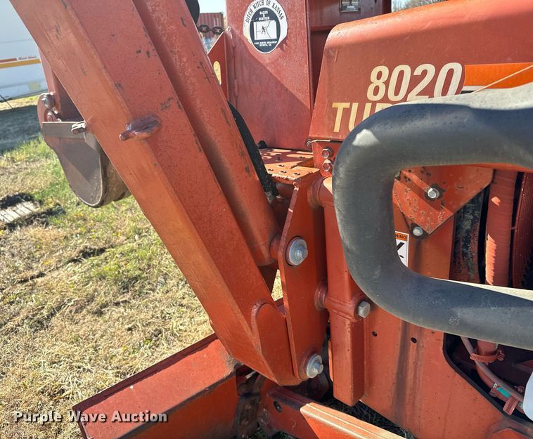 image for item DX3804 Ditch Witch 8020T cable plow