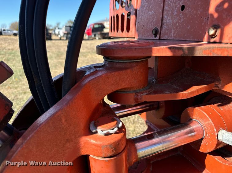 image for item DX3804 Ditch Witch 8020T cable plow