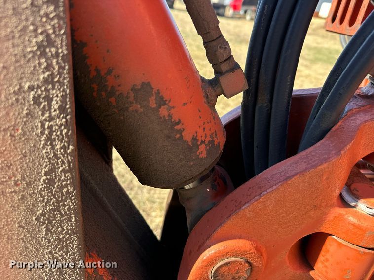 image for item DX3804 Ditch Witch 8020T cable plow