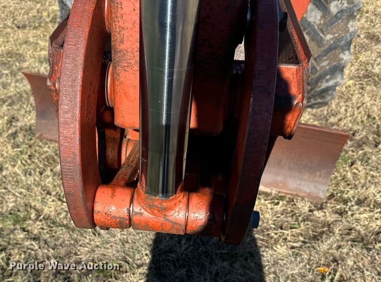image for item DX3804 Ditch Witch 8020T cable plow