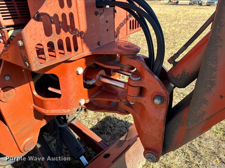 image for item DX3804 Ditch Witch 8020T cable plow