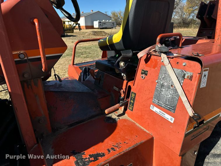 image for item DX3804 Ditch Witch 8020T cable plow