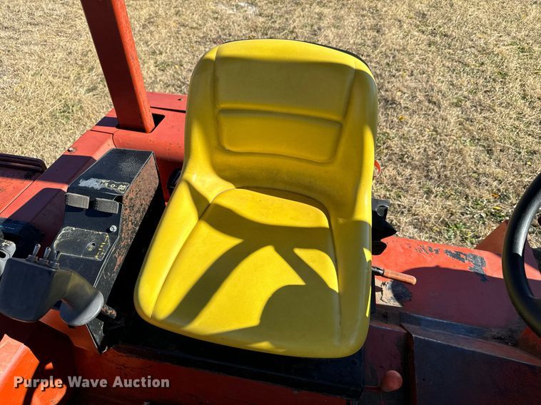 image for item DX3804 Ditch Witch 8020T cable plow