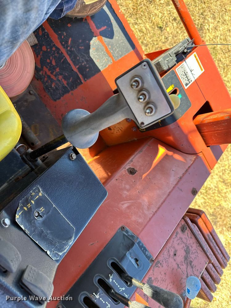 image for item DX3804 Ditch Witch 8020T cable plow