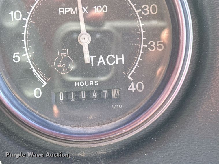 image for item DX3804 Ditch Witch 8020T cable plow