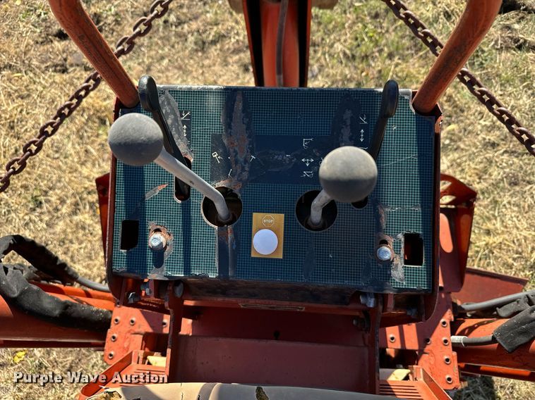 image for item DX3804 Ditch Witch 8020T cable plow