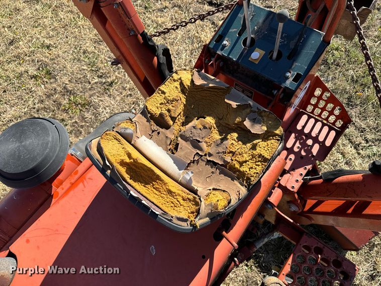 image for item DX3804 Ditch Witch 8020T cable plow