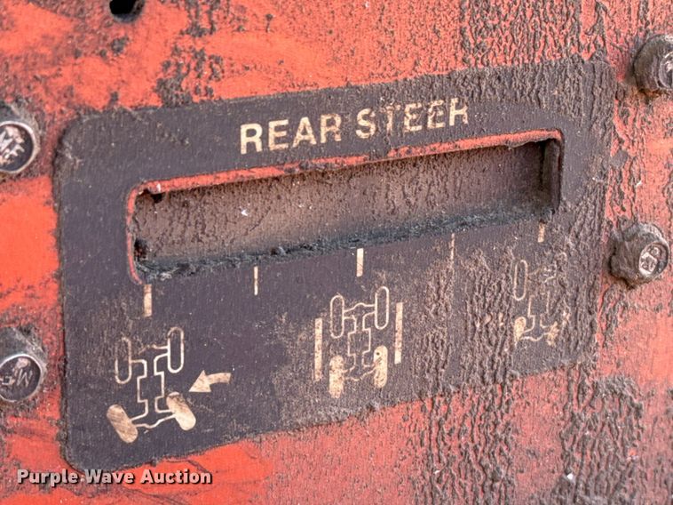 image for item DX3804 Ditch Witch 8020T cable plow