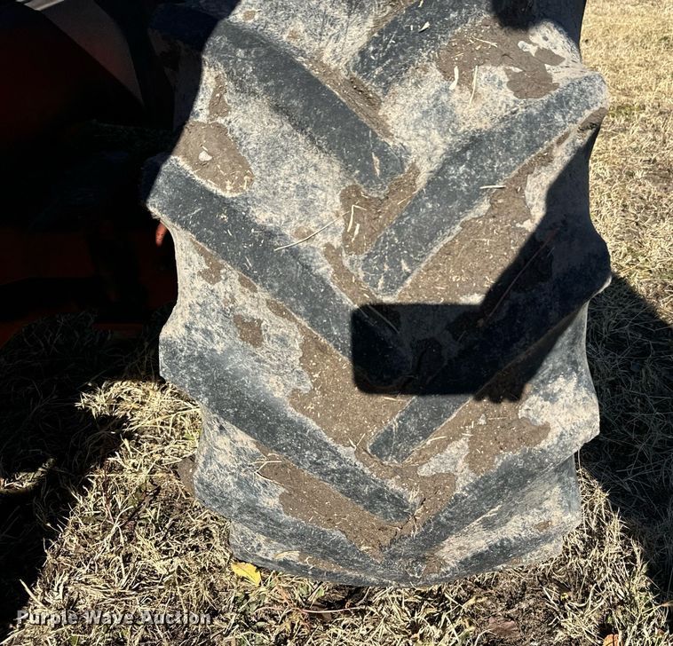 image for item DX3804 Ditch Witch 8020T cable plow