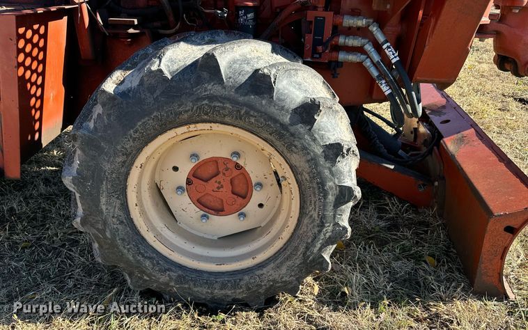image for item DX3804 Ditch Witch 8020T cable plow