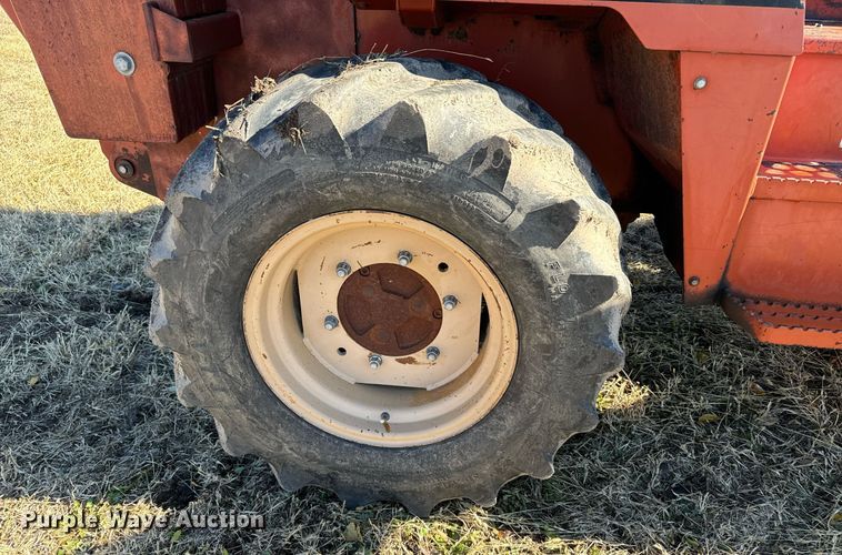 image for item DX3804 Ditch Witch 8020T cable plow