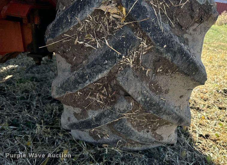 image for item DX3804 Ditch Witch 8020T cable plow