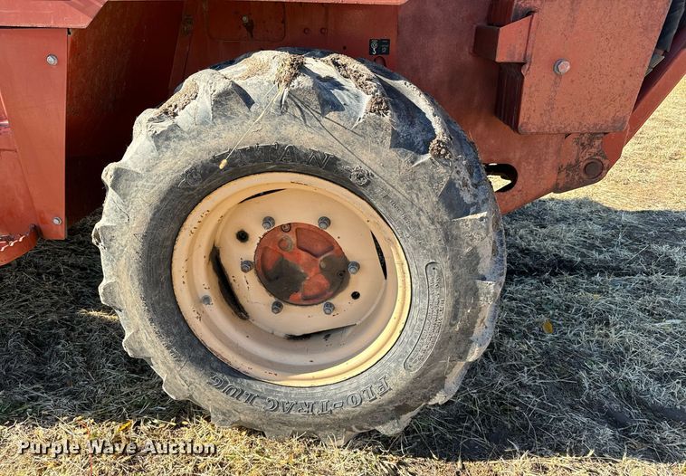 image for item DX3804 Ditch Witch 8020T cable plow