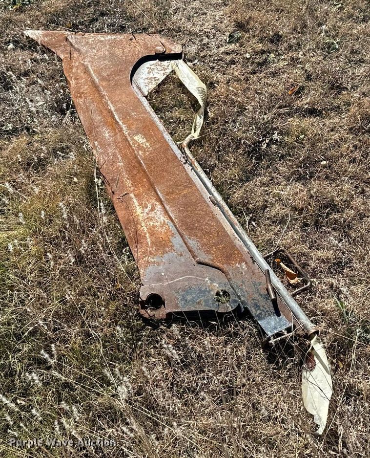 image for item DX3804 Ditch Witch 8020T cable plow