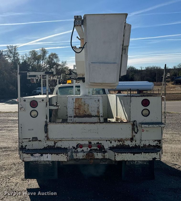 image for item DX3819 1989 Ford F350 Super Duty bucket truck