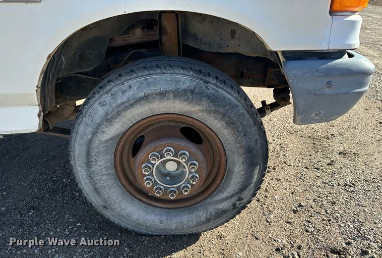 image for item DX3819 1989 Ford F350 Super Duty bucket truck