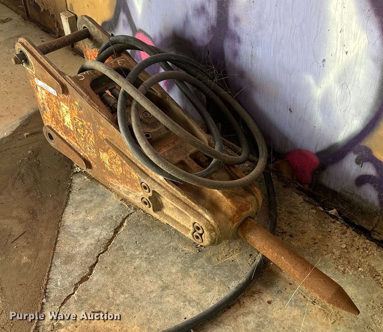 image for item DX3828 Stanley MB-550 backhoe breaker