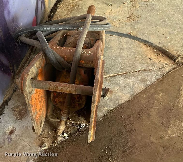 image for item DX3828 Stanley MB-550 backhoe breaker