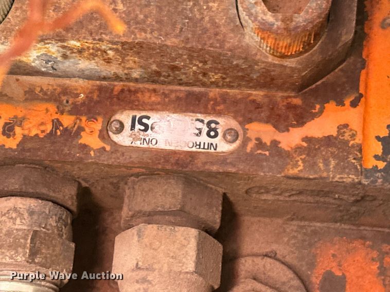 image for item DX3828 Stanley MB-550 backhoe breaker