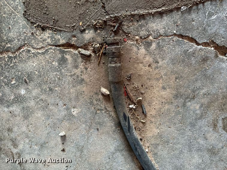 image for item DX3828 Stanley MB-550 backhoe breaker