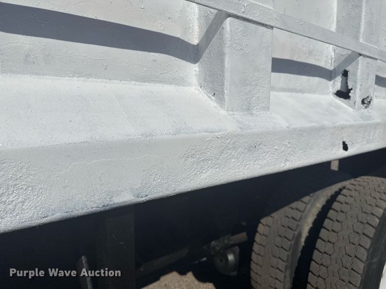 image for item EG2193 2007 International  4300 dump truck