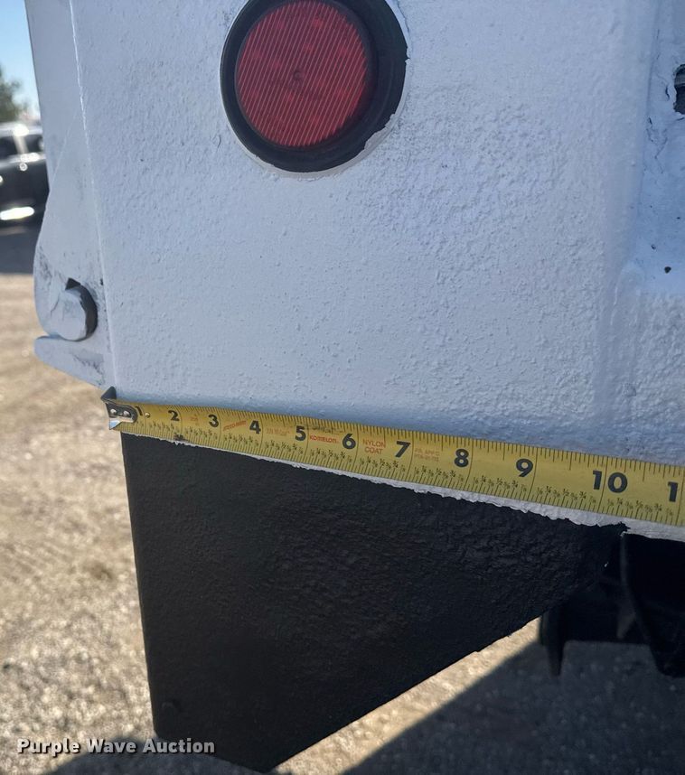 image for item EG2193 2007 International  4300 dump truck