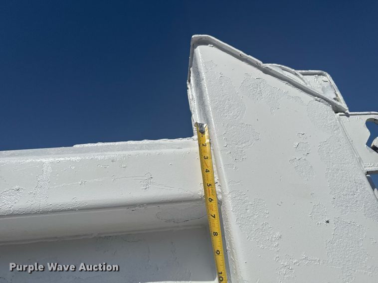 image for item EG2193 2007 International  4300 dump truck