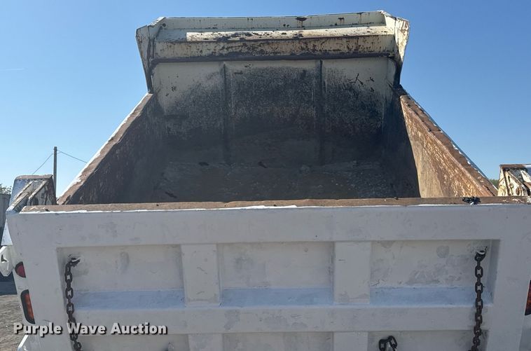 image for item EG2193 2007 International  4300 dump truck