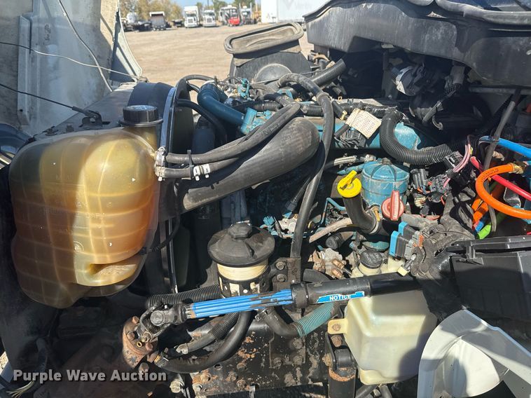 image for item EG2193 2007 International  4300 dump truck